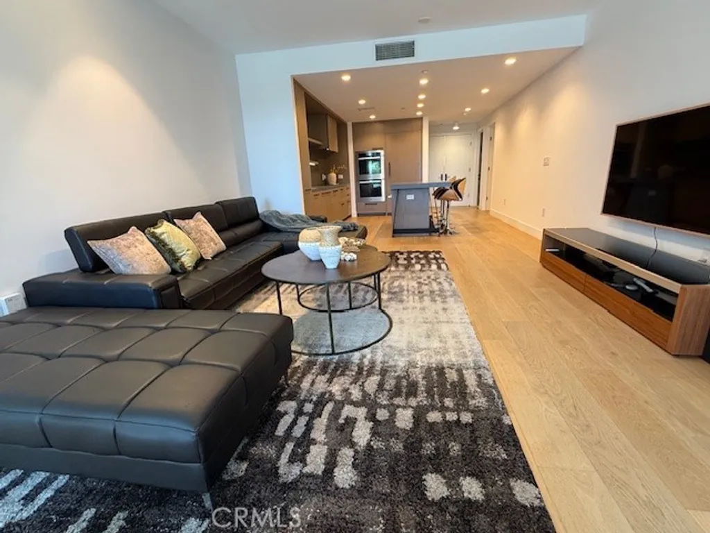 Additional image 7 of 10777 Wilshire Blvd Unit 310, Los Angeles, CA 90024