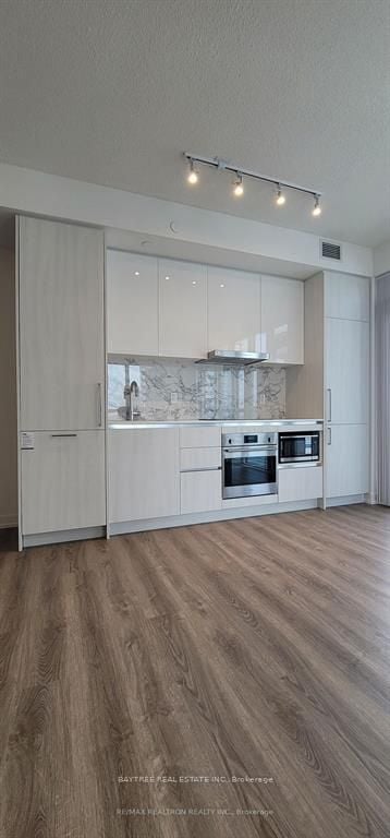 4115-195 Commerce Street, Vaughan, ON, L4K 0P9