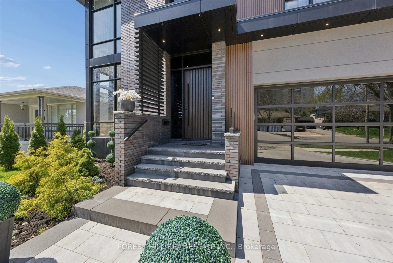 Additional image 3 of 16 Lemonwood Drive, Toronto, ON, M9A 4L4