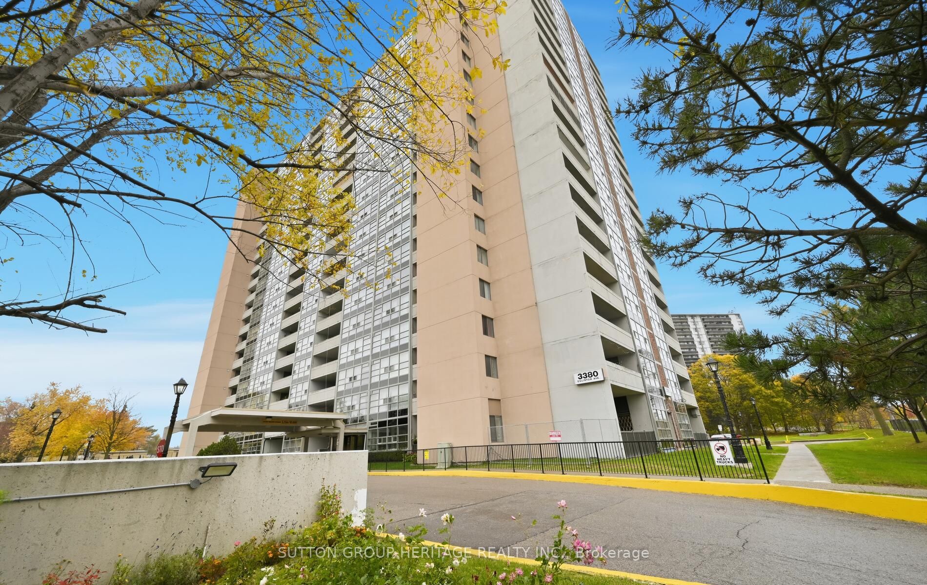 Additional image 2 of 2007-3380 Eglinton Avenue E, Toronto, ON, M1J 3L6