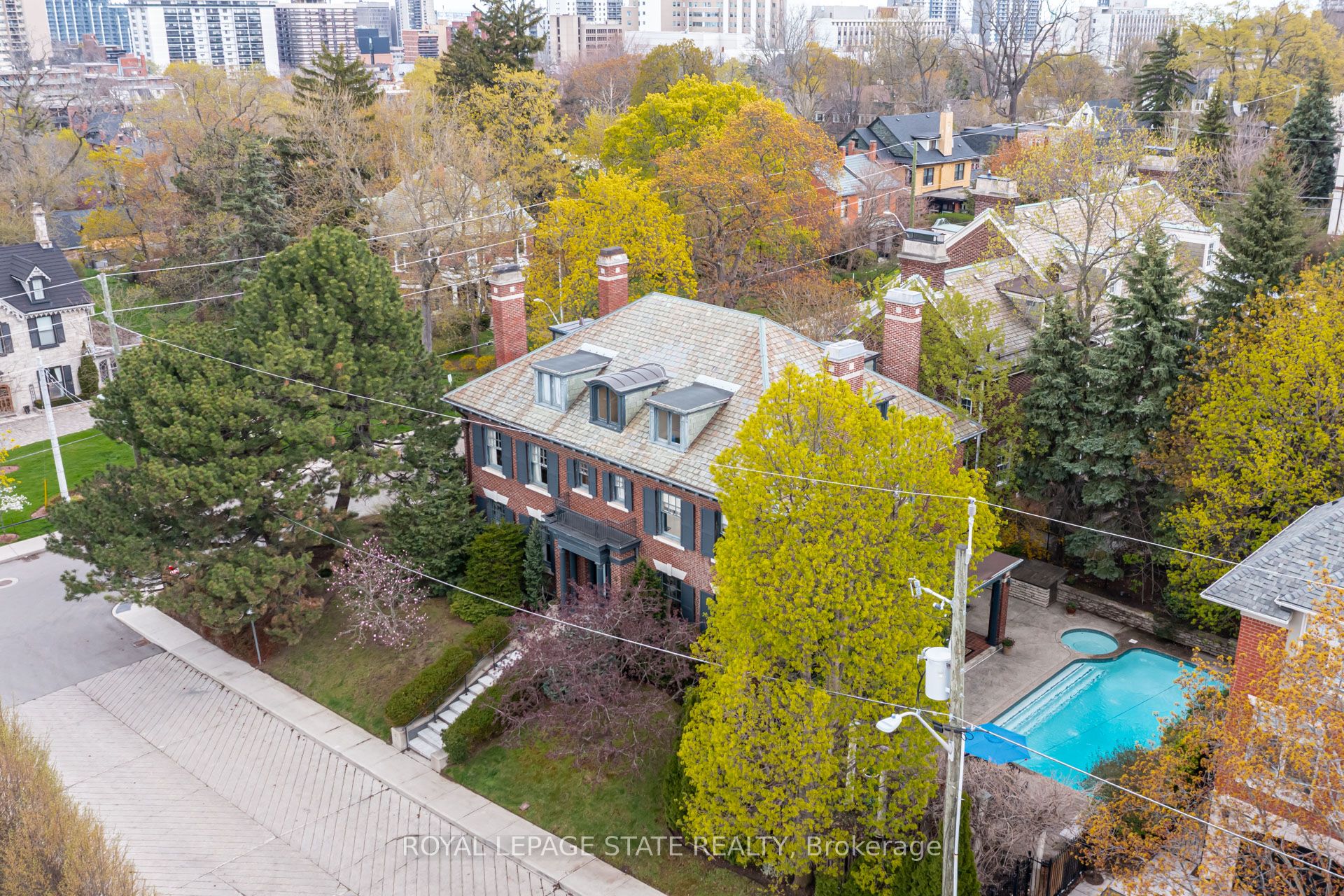 Additional image 2 of 5 Undercliffe Avenue, Hamilton, ON, L8P 3G9