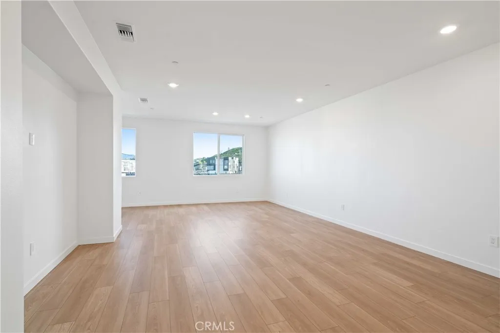 Additional image 9 of 27318 Bear Creek Lane, Valencia, CA 91381