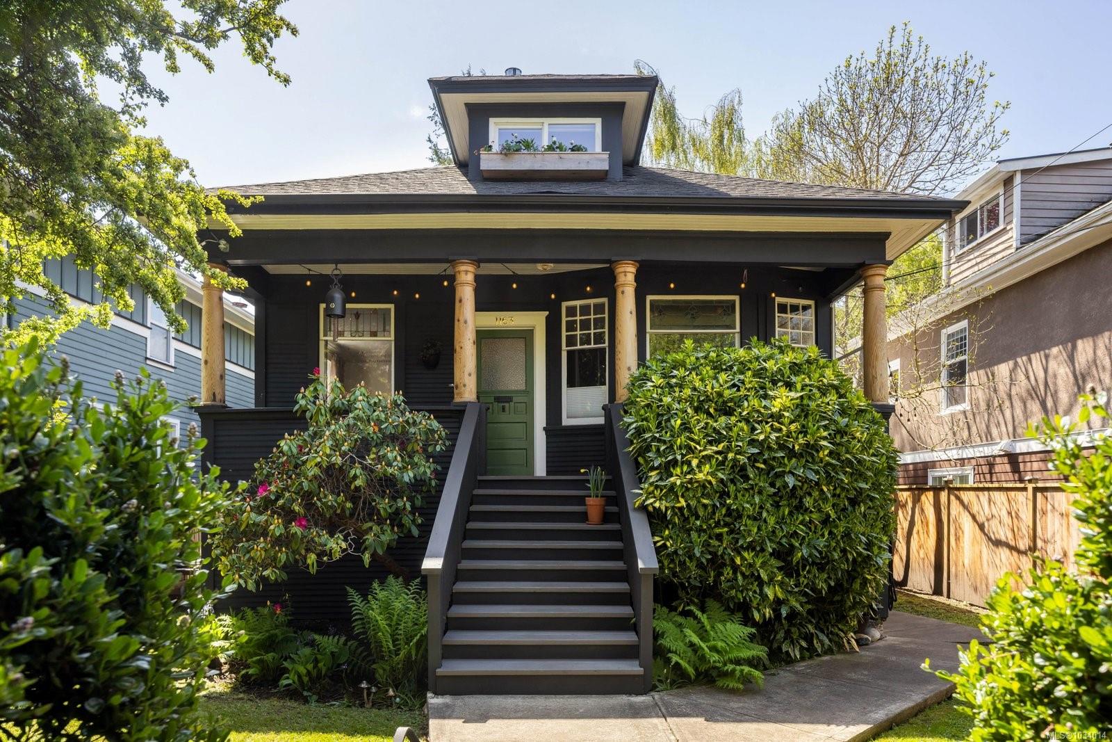 1163 Chapman Street, Victoria, BC, V8V 2T5
