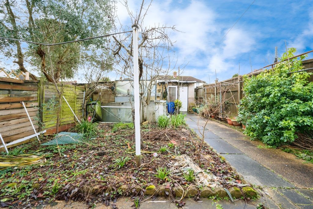 Additional image 16 of 3 bed semi-detached house for saleWilmer Road, Eastleigh SO50