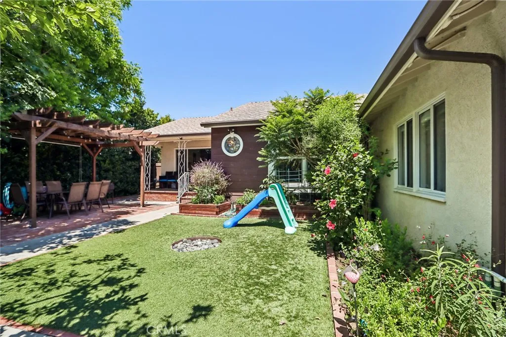 Additional image 49 of 18937 Sylvan Street, Tarzana, CA 91335