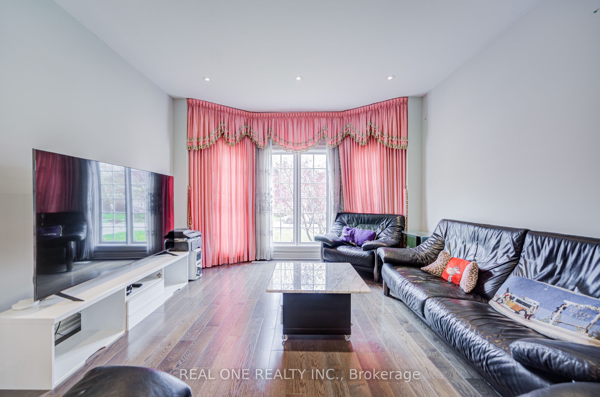 Additional image 6 of 261 Mckee Avenue, Toronto, ON, M2N 4E2