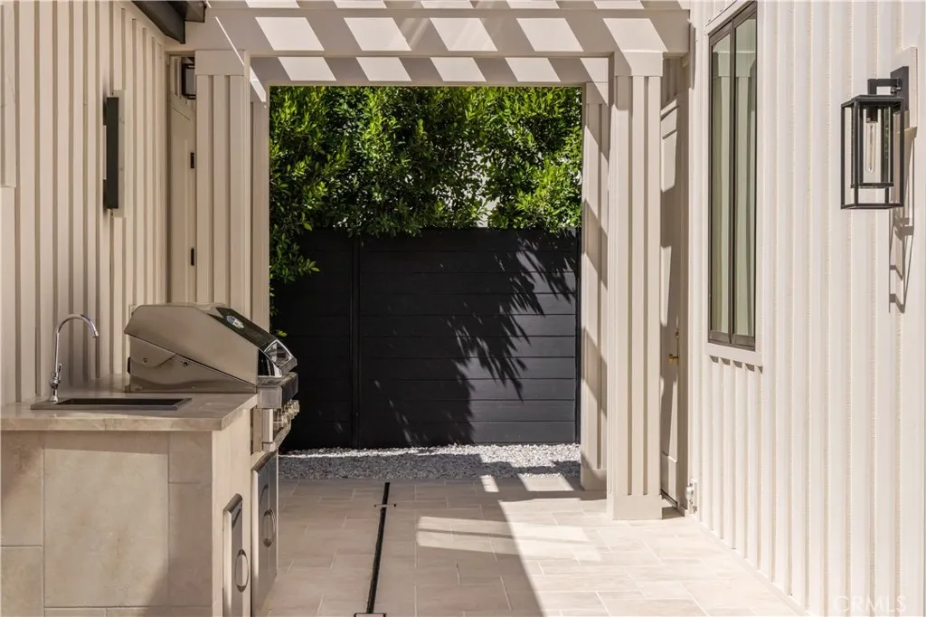 Additional image 36 of 12085 Valleyheart Drive, Studio City, CA 91604
