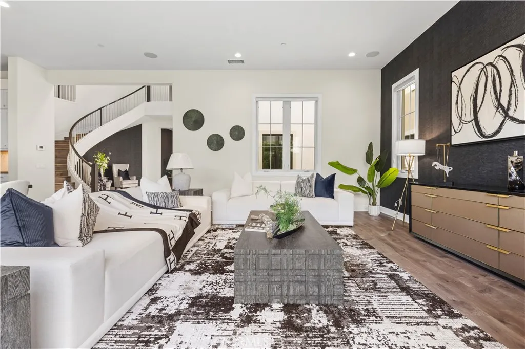 Additional image 58 of 57 Pulsar, Irvine, CA 92618