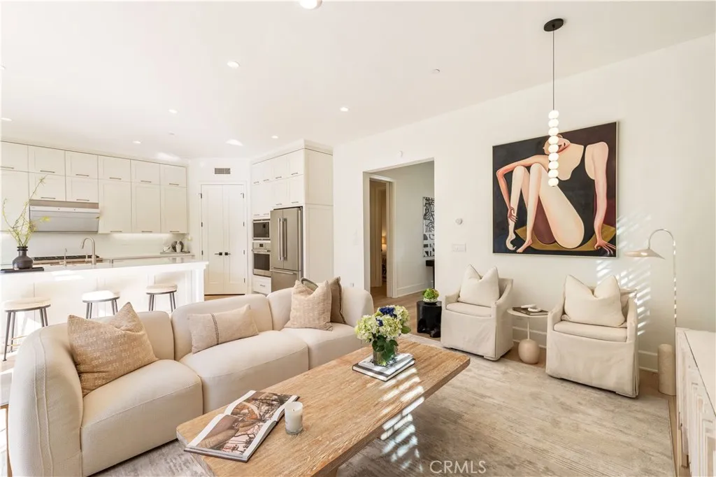 Additional image 30 of 135 Statura, Irvine, CA 92602