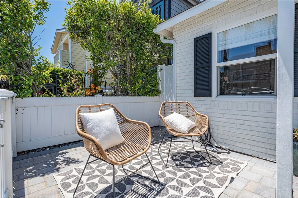 Additional image 4 of 129 14th St, Seal Beach, CA 90740