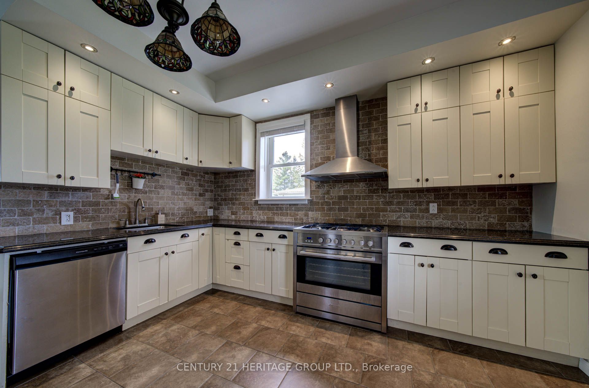 Additional image 5 of 2107 Victoria Street, Innisfil, ON, L9S 1J7