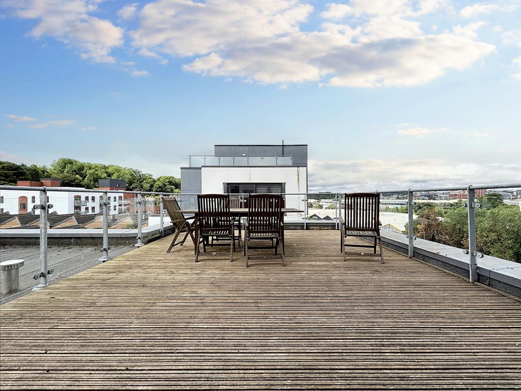 Additional image 3 of 2 bed flat for salePaintworks, Arnos Vale, Bristol BS4