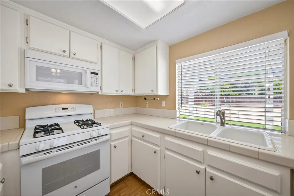 Additional image 13 of 43970 Moonlighting Drive, Hemet, CA 92544