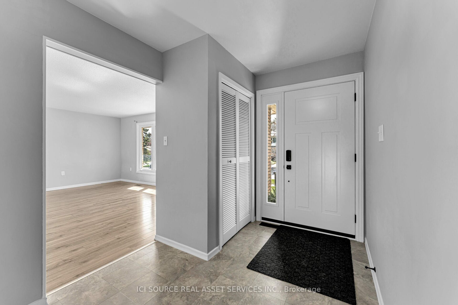 737 Holgate Crescent, Kingston, ON, K7M 5A7 photo 3