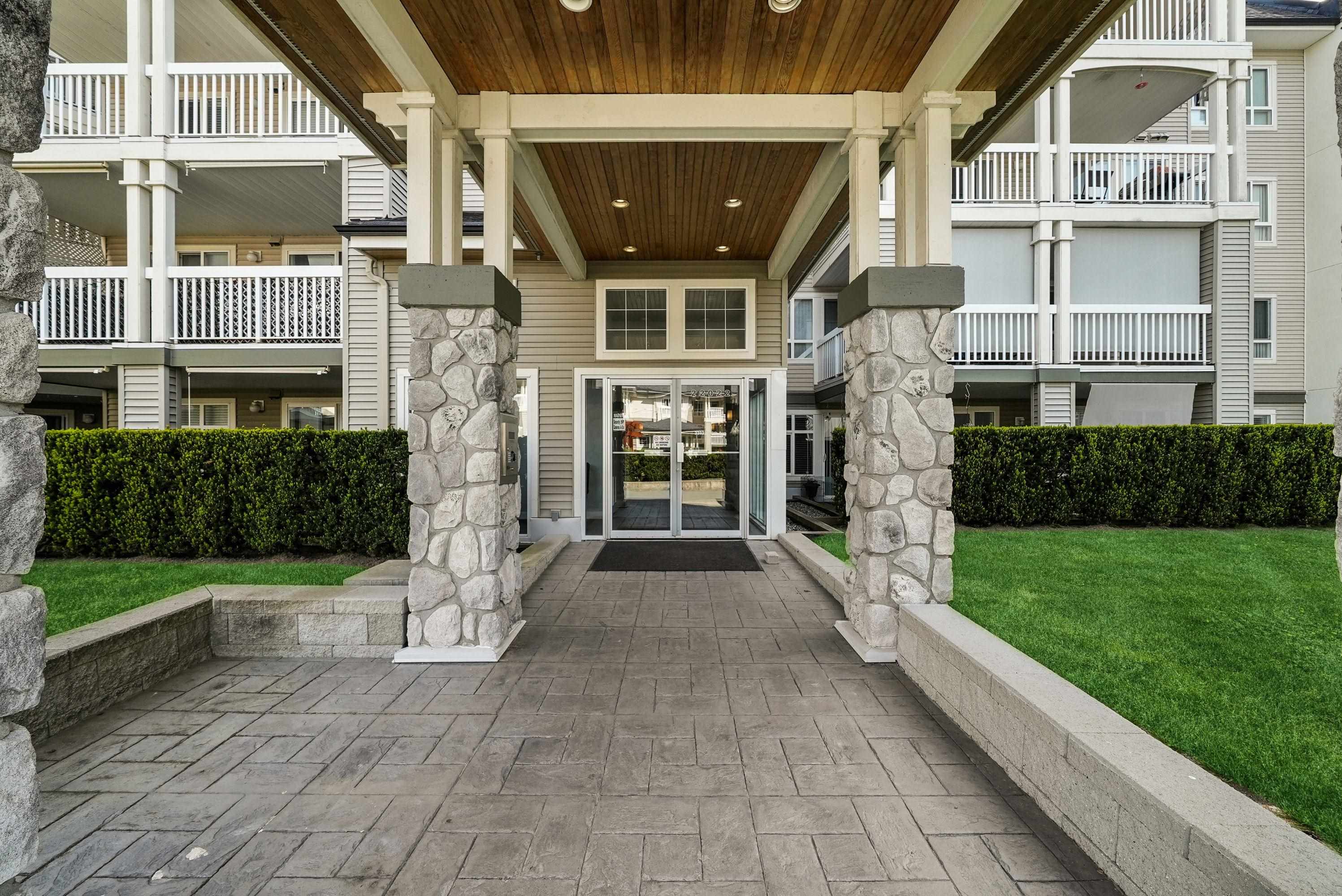Additional image 2 of 406-22022 49 Avenue, Langley, BC, V3A 3R9