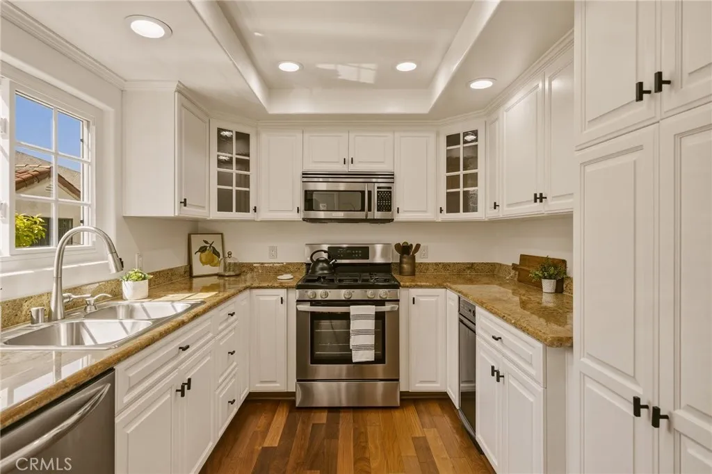 Additional image 104 of 2010 Mathews Avenue Unit C, Redondo Beach, CA 90278