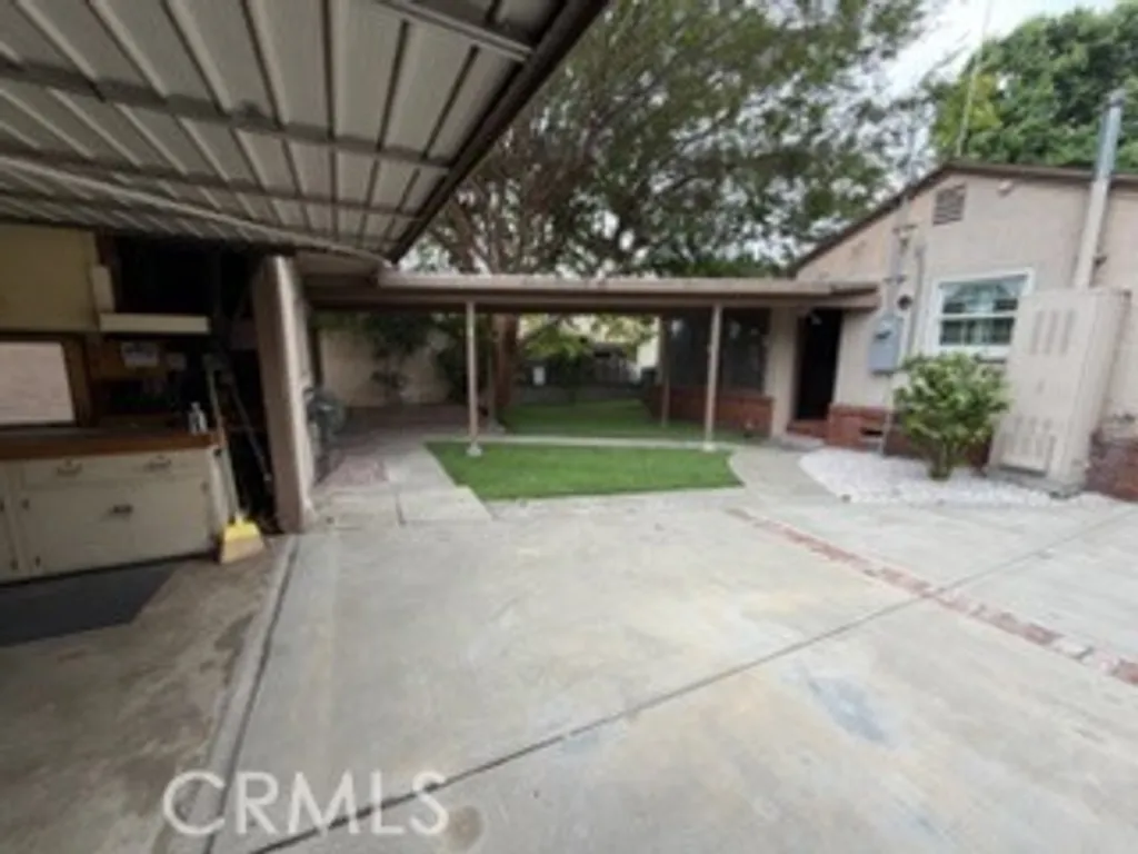 Additional image 14 of 2414 N Lamer St, Burbank, CA 91504