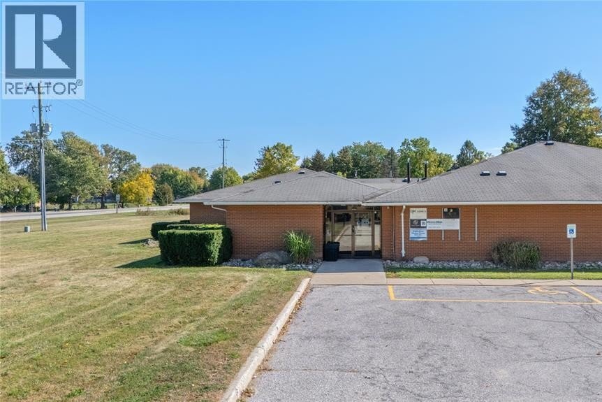 Additional image 8 of 23-2109 London Line, Sarnia, ON, N7T7H2