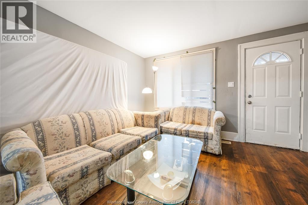 961 Curry Avenue, Windsor, ON, N9B2C4 photo 3