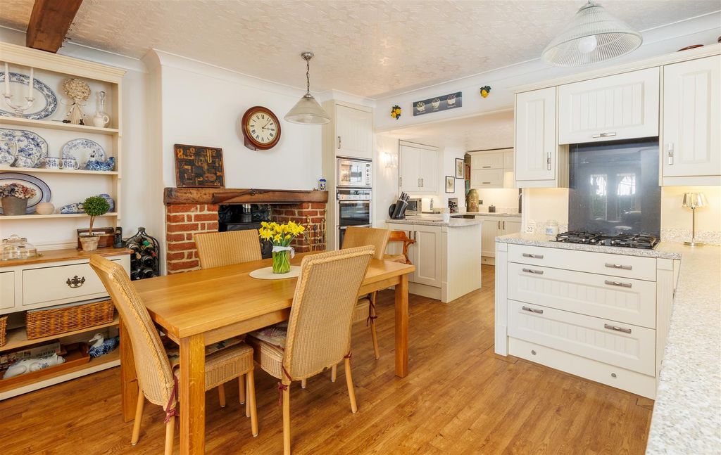 Additional image 8 of 3 bed semi-detached house for saleVentnor, Isle Of Wight PO38