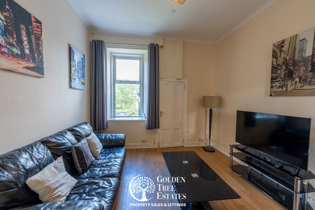 Additional image 2 of 4 bed flat for saleWallace Street, Stirling FK8