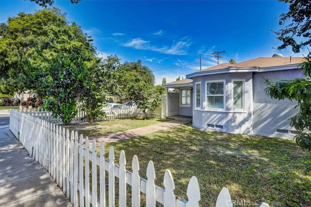 Additional image 50 of 301 E Forhan Street, Long Beach, CA 90805