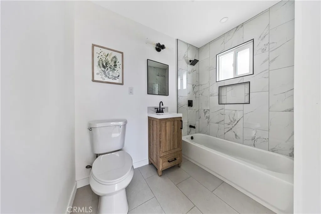 13907 Wyandotte St, Van Nuys, CA 91405