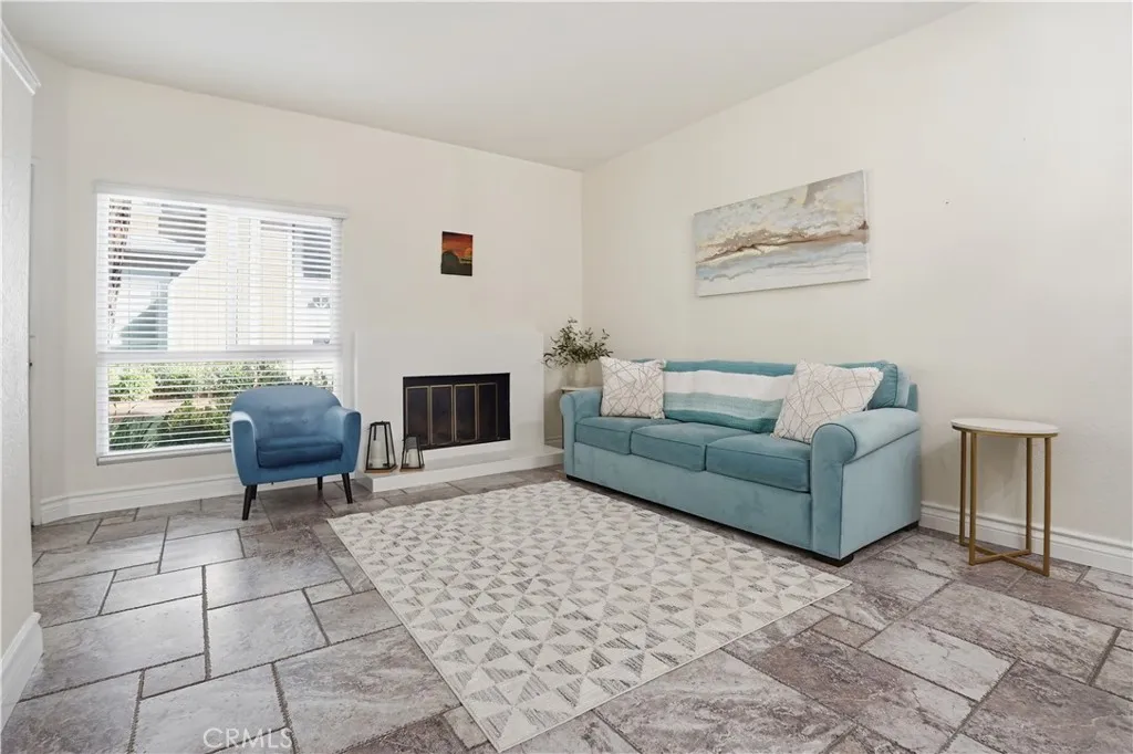 Additional image 67 of 48 Monroe, Irvine, CA 92620