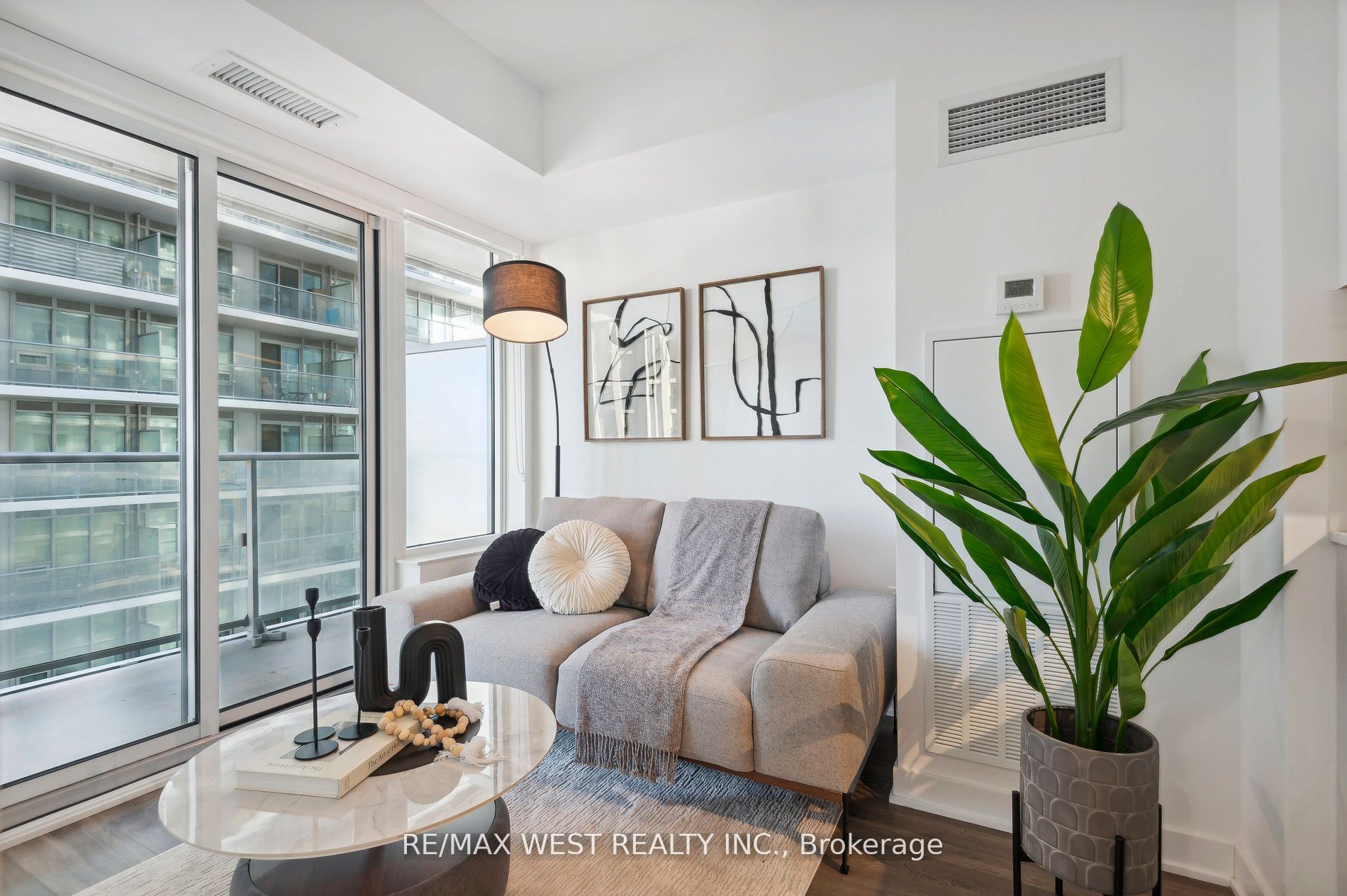 Additional image 5 of 2215-195 Redpath Avenue, Toronto, ON, M4P 0E4