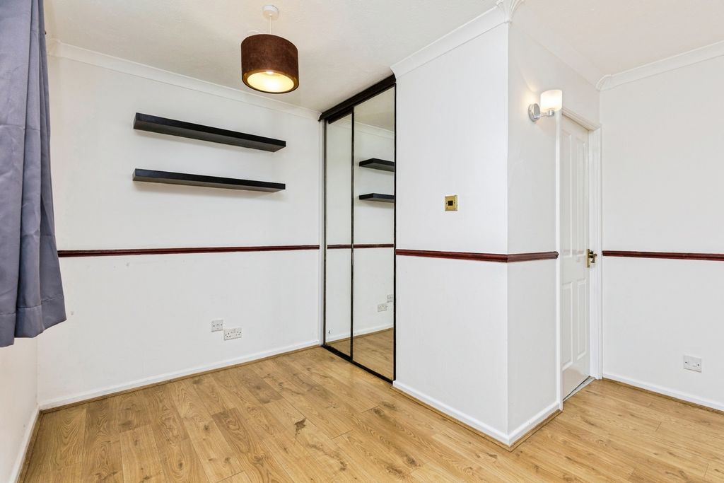Additional image 6 of Studio for saleTrenear Close, Horsham, West Sussex RH13