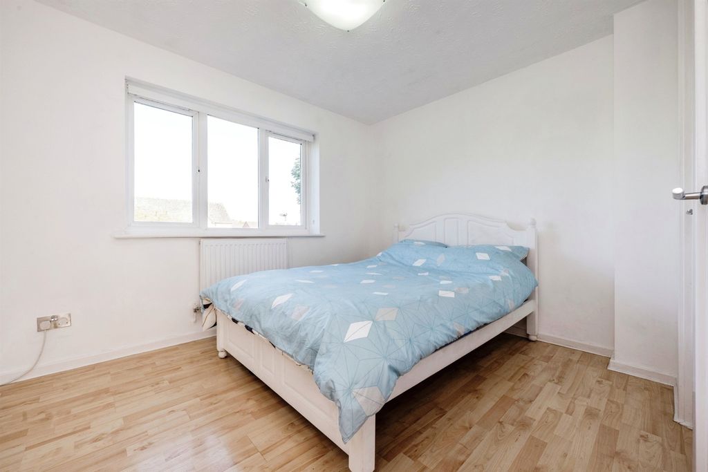 Additional image 9 of 4 bed detached house for saleNicholls Close, Barton-Le-Clay, Bedford MK45