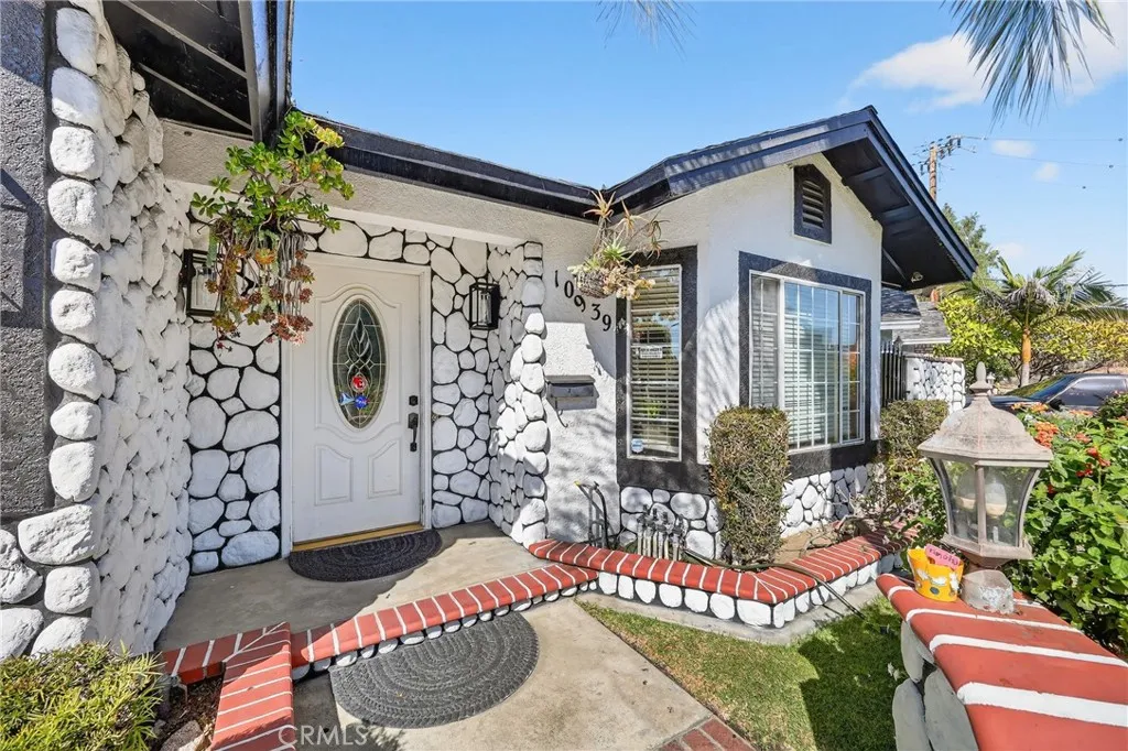 Additional image 58 of 10939 Little Lake Rd, Downey, CA 90241