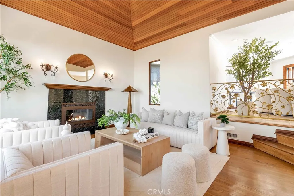 Additional image 105 of 1992 San Remo Dr, Laguna Beach, CA 92651