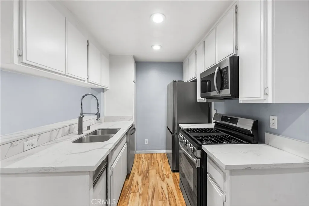 Additional image 45 of 5500 Lindley Ave Unit 106, Encino, CA 91316