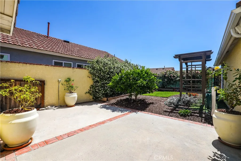 Additional image 90 of 270 S Raspberry Ln, Anaheim Hills, CA 92808