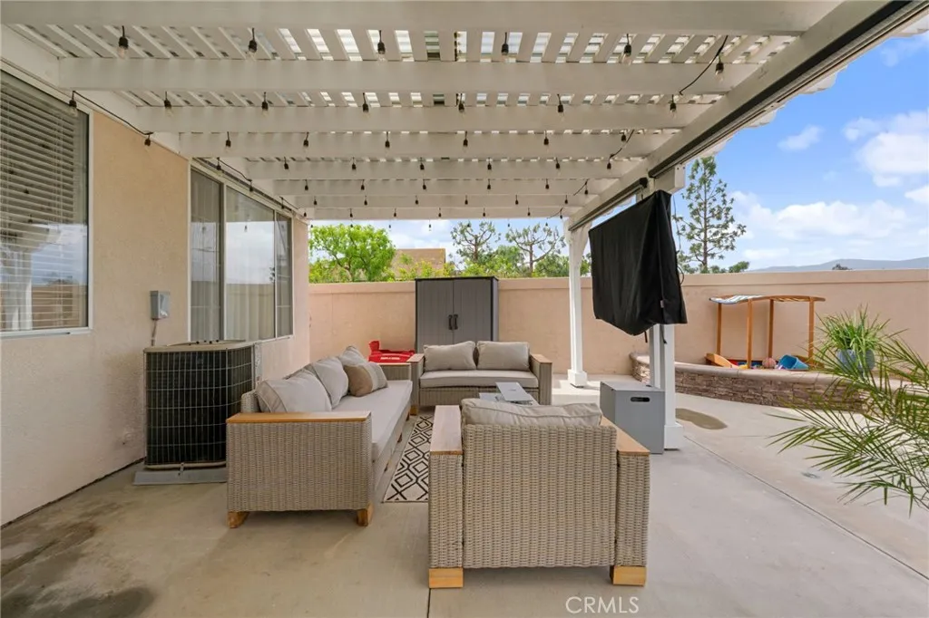 Additional image 75 of 908 N Temescal Cir, Corona, CA 92879