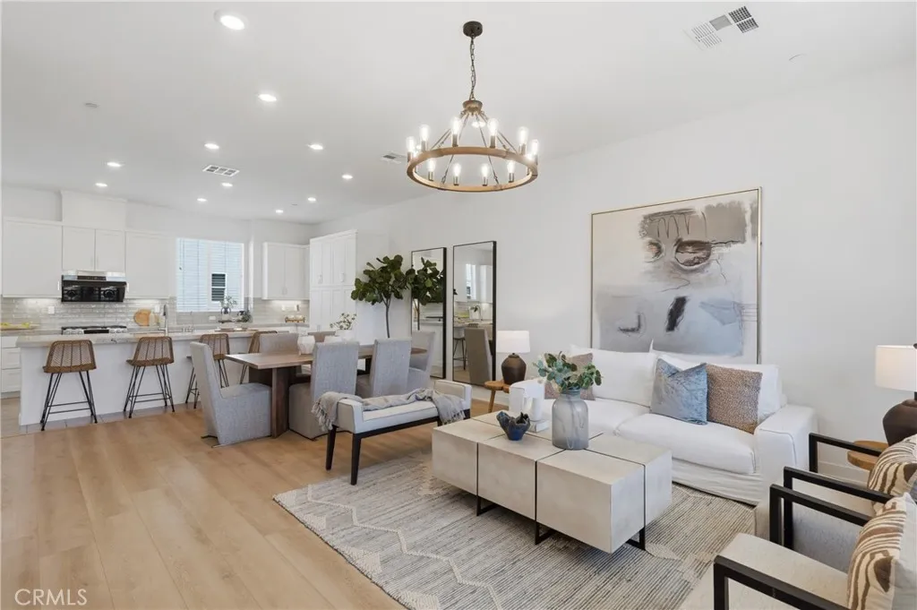 Additional image 10 of 253 Sash, Irvine, CA 92618