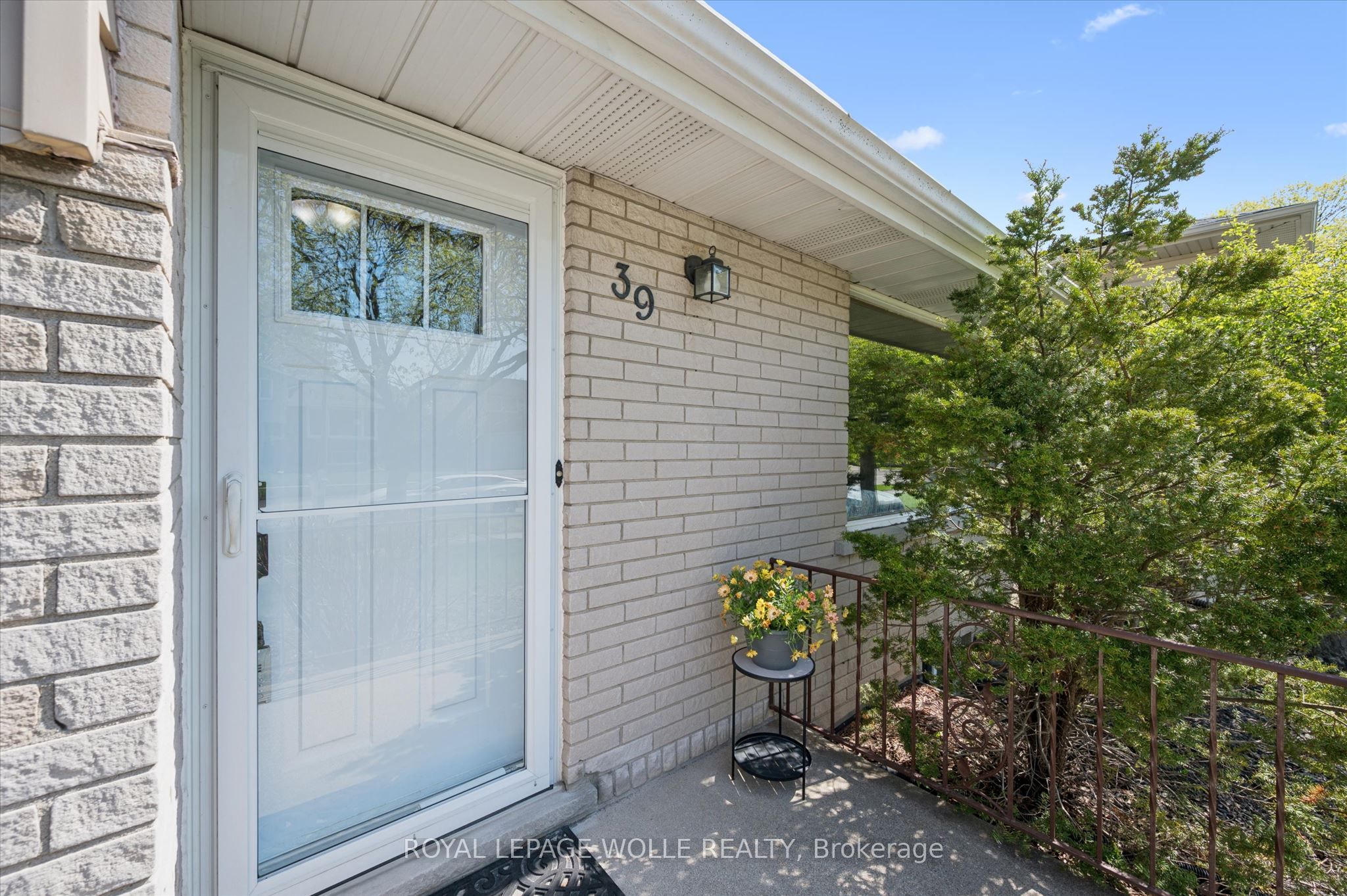 Additional image 5 of 39 Charlotte Crescent, Kitchener, ON, N2B 2K2