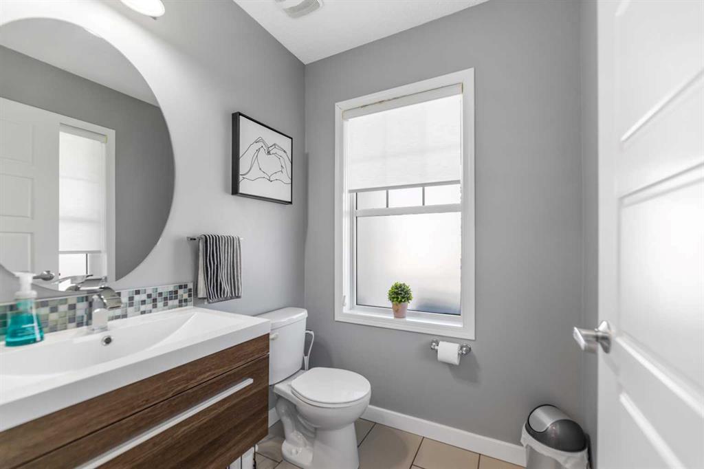 Additional image 5 of 113 Osborne Rise SW, Airdrie, AB, T4B 4A1