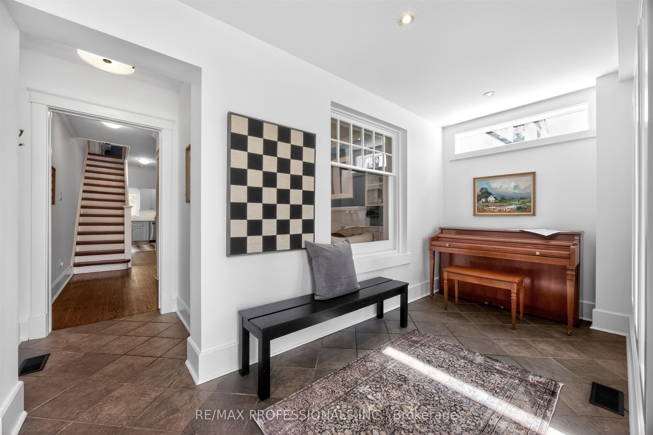 Additional image 4 of 723 Annette Street, Toronto, ON, M6S 2E3