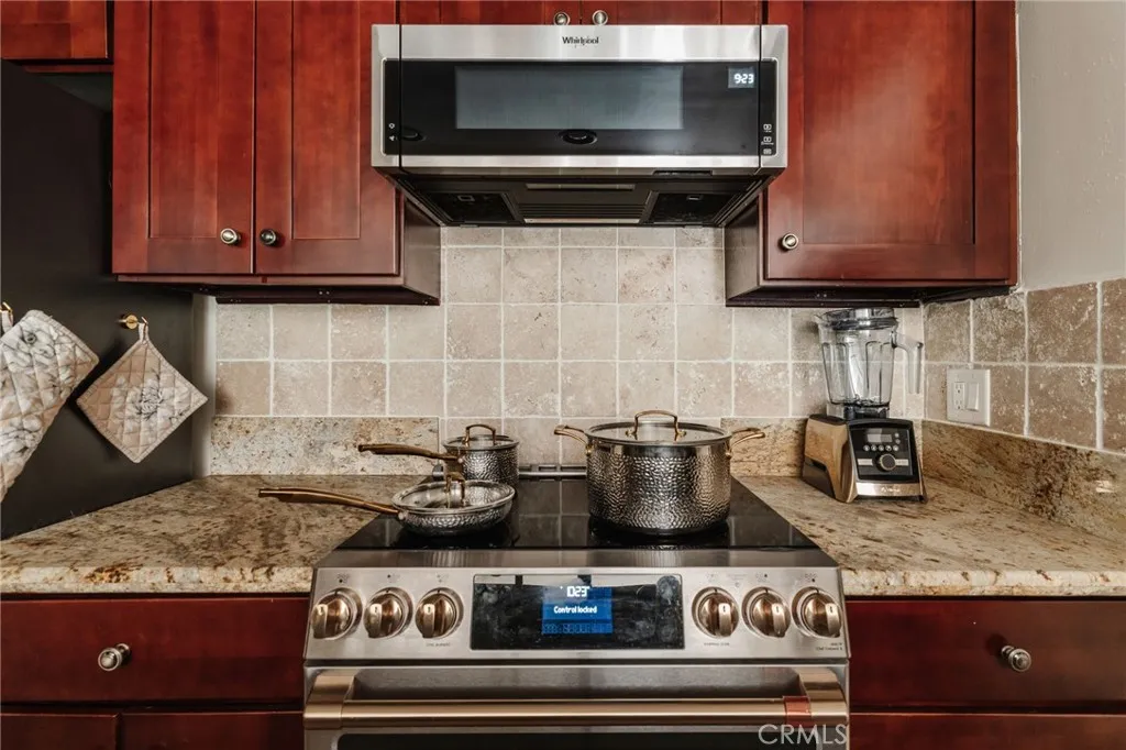 Additional image 6 of 2332 Fox Hills Dr Unit 103, Los Angeles, CA 90064