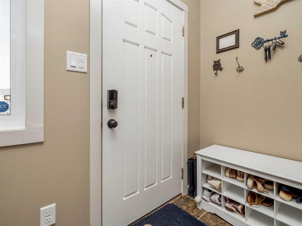 Additional image 6 of 553 Mary Cameron Crescent N, Lethbridge, AB, T1H 6V6