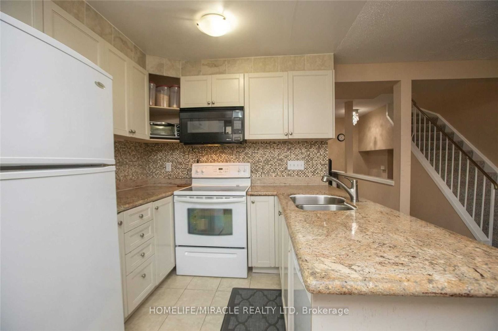 Additional image 5 of 38 Hoskins Square, Brampton, ON, L6S 2N6
