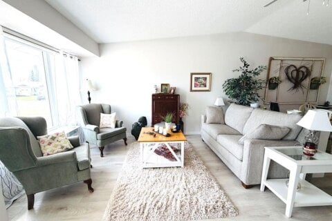 Additional image 8 of 4741 49a Avenue, Lacombe, AB, T4N 1N4