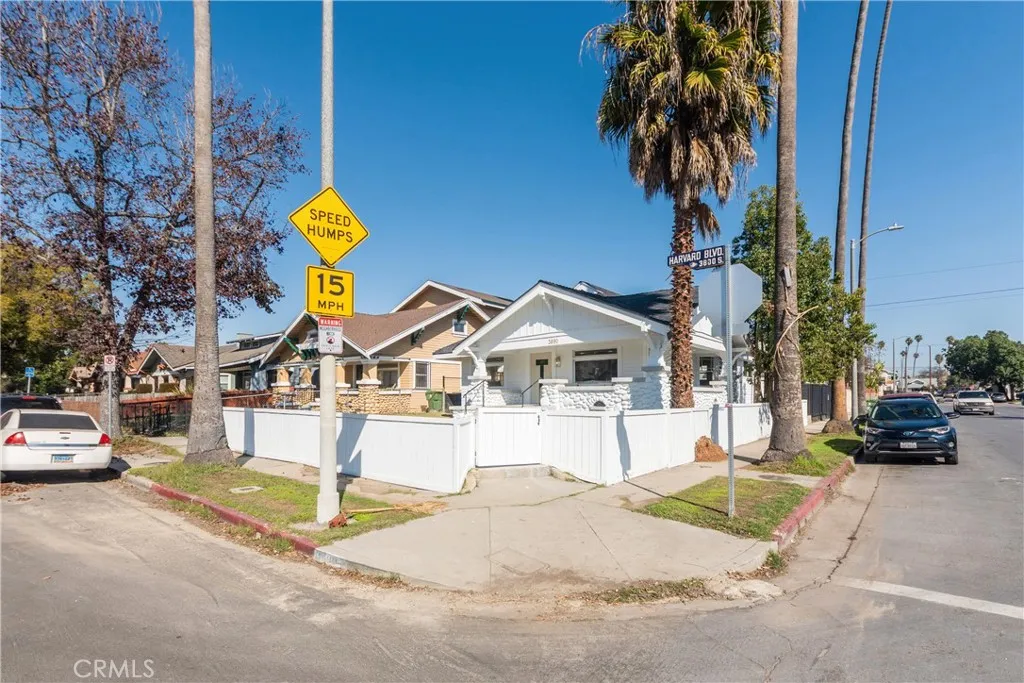 Additional image 4 of 3890 S Harvard Boulevard, Los Angeles, CA 90062