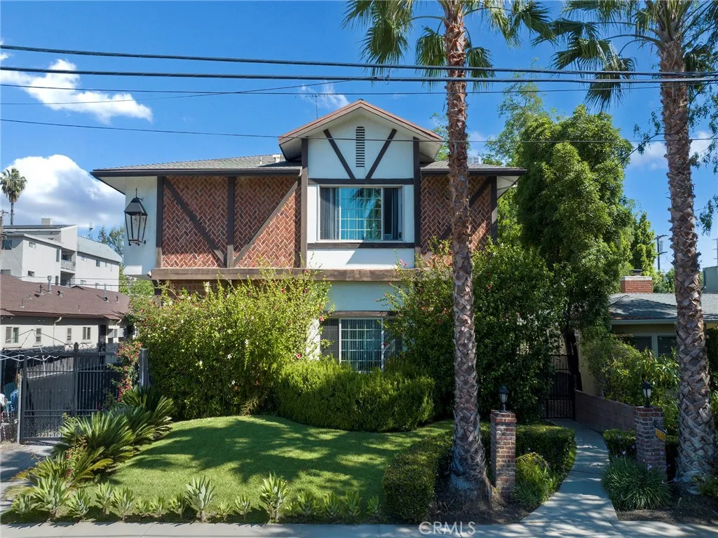 Additional image 79 of 12803 Bloomfield St Unit 2, Studio City, CA 91604
