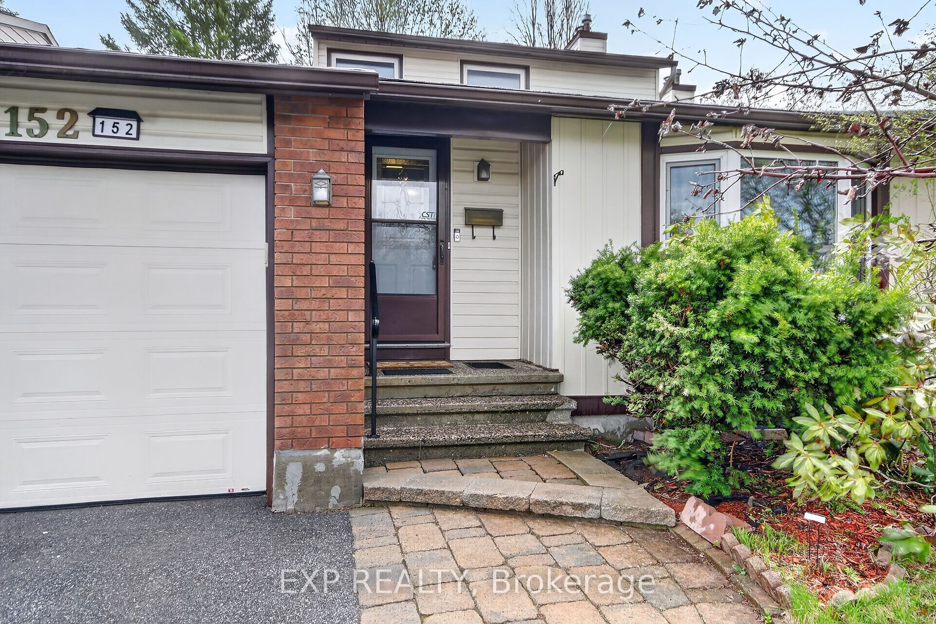 Additional image 4 of 152 Burnetts Gr Circle, Ottawa, ON, K2J 1S9