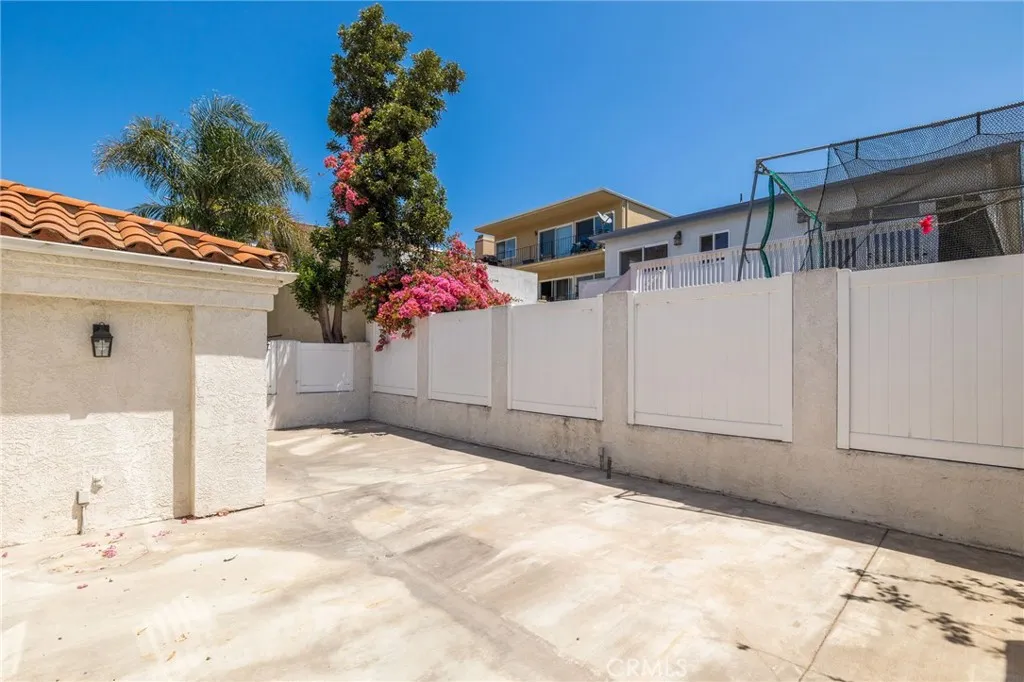 Additional image 80 of 222 N Juanita Avenue Unit B, Redondo Beach, CA 90277