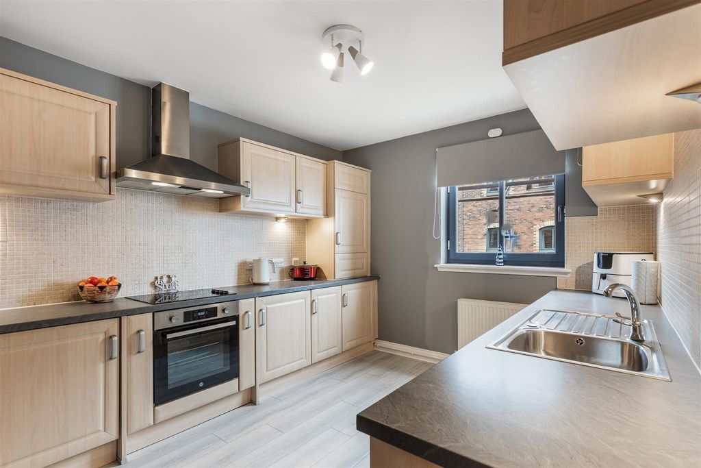 Additional image 3 of 2 bed flat for saleJames Watt Way, Greenock PA15