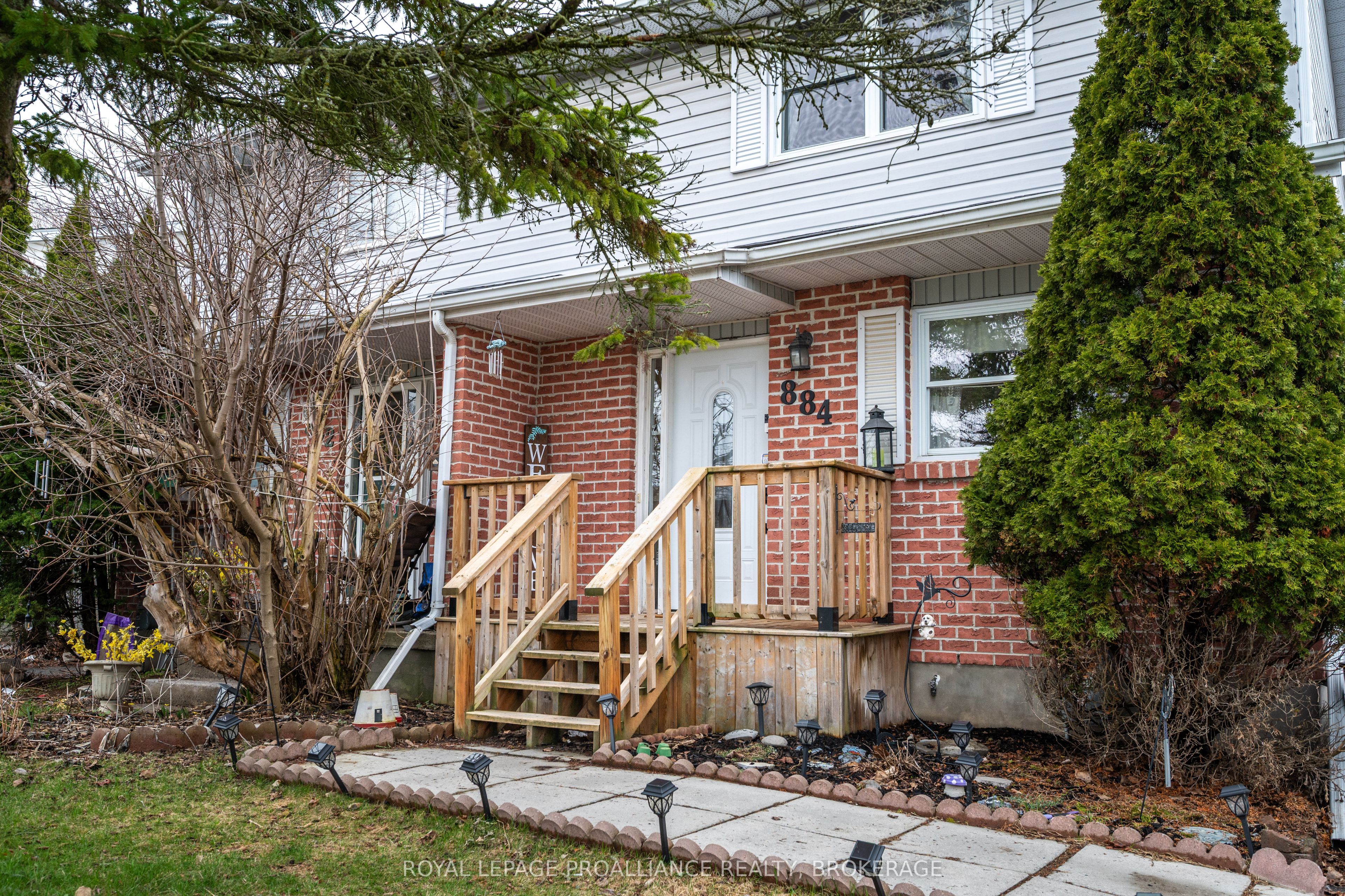 Additional image 3 of 884 Larchwood Crescent, Kingston, ON, K7P 2P7